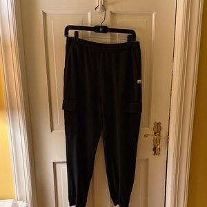 Vuori Black Elastic Waist Jogger